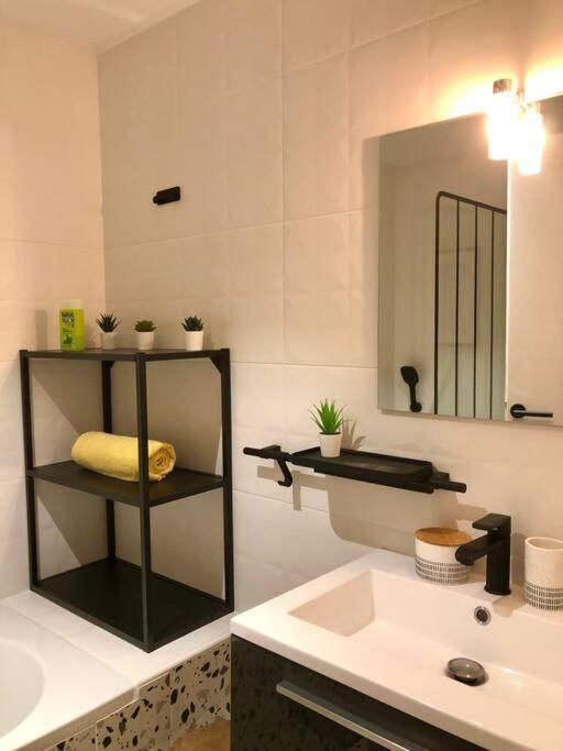Apartament Le Petit St-Jean Bagnères-de-Bigorre Zewnętrze zdjęcie